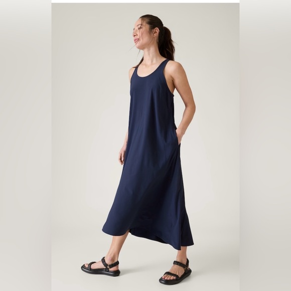 Athleta Dresses & Skirts - NWT-Athleta Presidio Traveler Maxi Dress, Small Petite